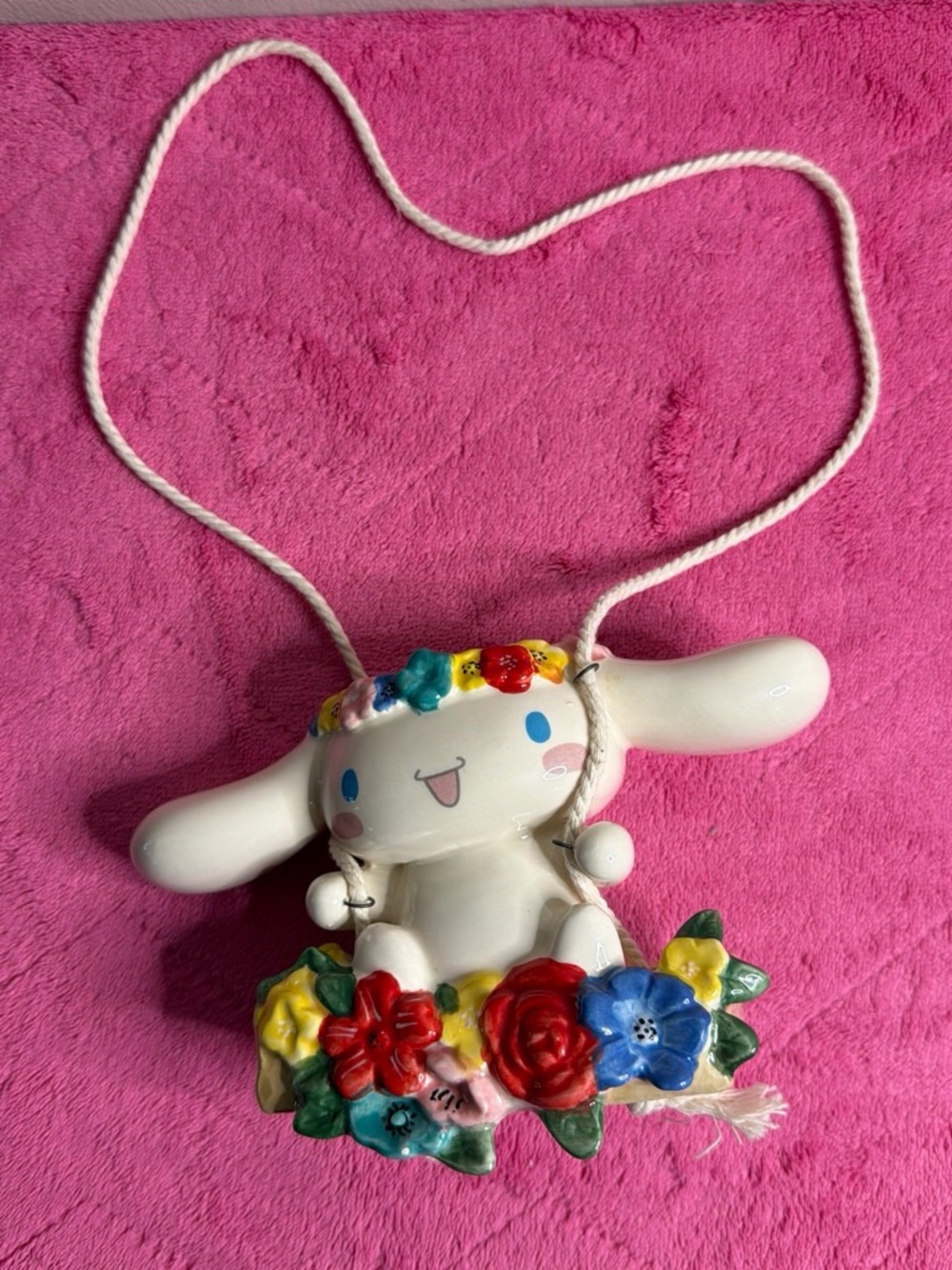 Sanrio Cinnamoroll Floral Necklace Plush Toy - White